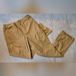 Jordan Essentials Men's Khaki Cargo Jogger Pants
